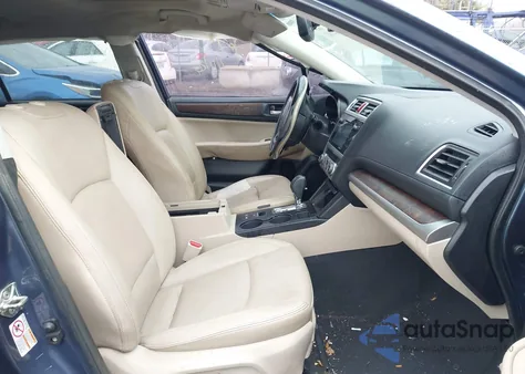 2017 Subaru Outback 2.5I Limited z USA, uszkodzony, nr VIN 4S4BSANCXH3226659